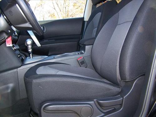 Nissan Rogue 2010 photo 2