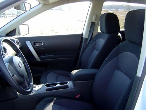 Nissan Rogue 2010 photo 2