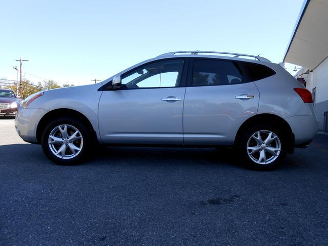Nissan Rogue 2010 photo 2