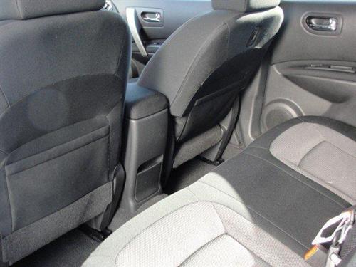 Nissan Rogue 2010 photo 3