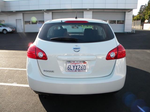 Nissan Rogue 2010 photo 4