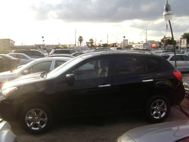 Nissan Rogue 2010 photo 1