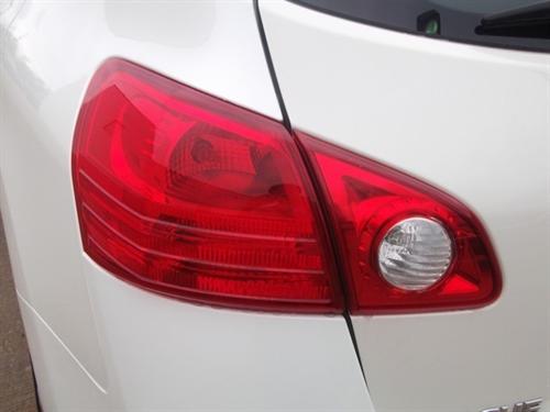 Nissan Rogue 2010 photo 2