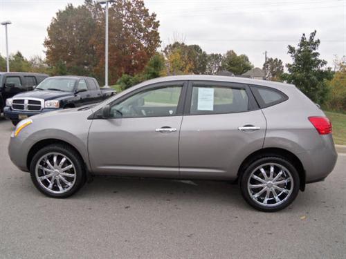 Nissan Rogue 2010 photo 1