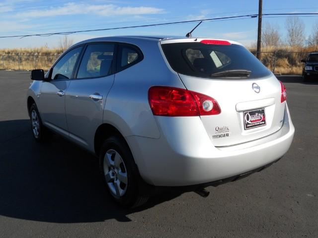 Nissan Rogue 2010 photo 2