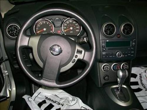 Nissan Rogue 2010 photo 2