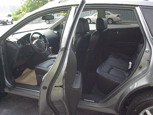 Nissan Rogue 2010 photo 3