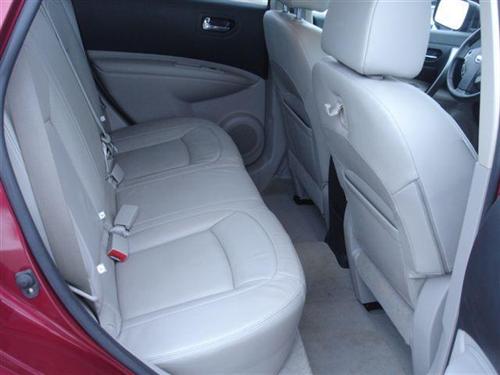 Nissan Rogue 2010 photo 2