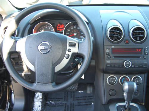 Nissan Rogue 2010 photo 3