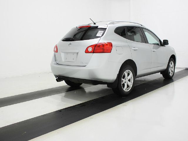 Nissan Rogue 2010 photo 1
