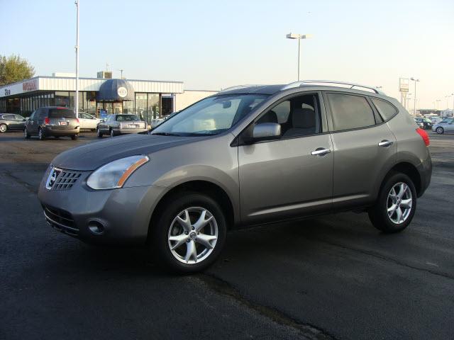 Nissan Rogue LS S Sport Utility