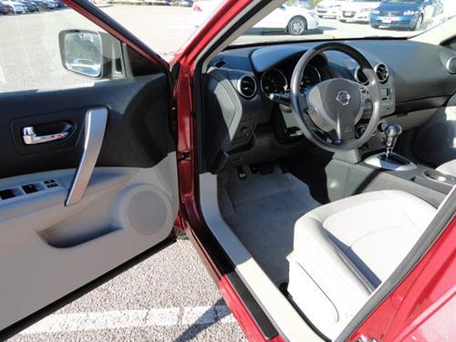Nissan Rogue 2010 photo 3