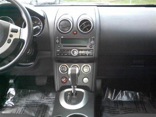 Nissan Rogue 2010 photo 1