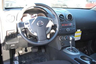 Nissan Rogue 2010 photo 3