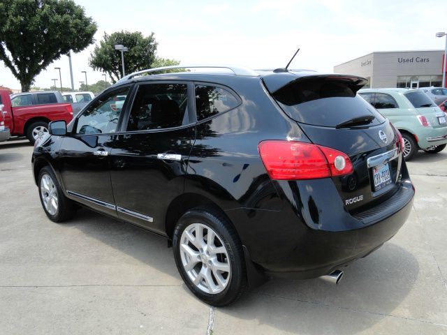 Nissan Rogue 2011 photo 4