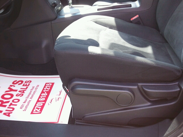 Nissan Rogue 2011 photo 2