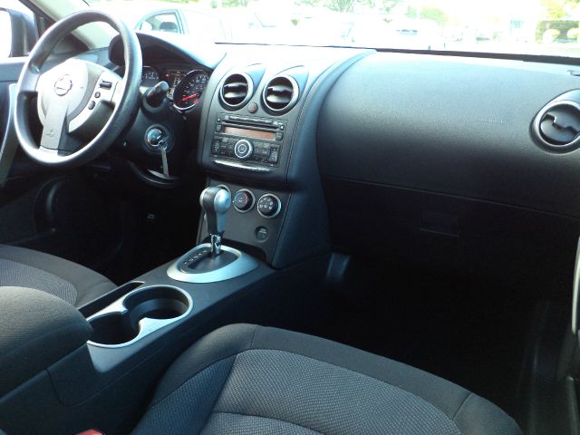 Nissan Rogue 2011 photo 8