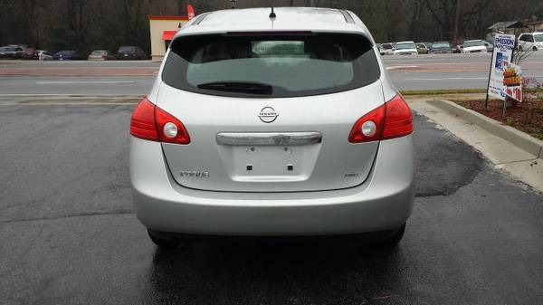 Nissan Rogue 2011 photo 1