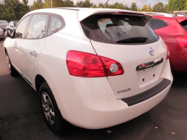 Nissan Rogue 2011 photo 1