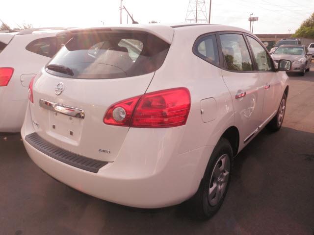 Nissan Rogue 2011 photo 2