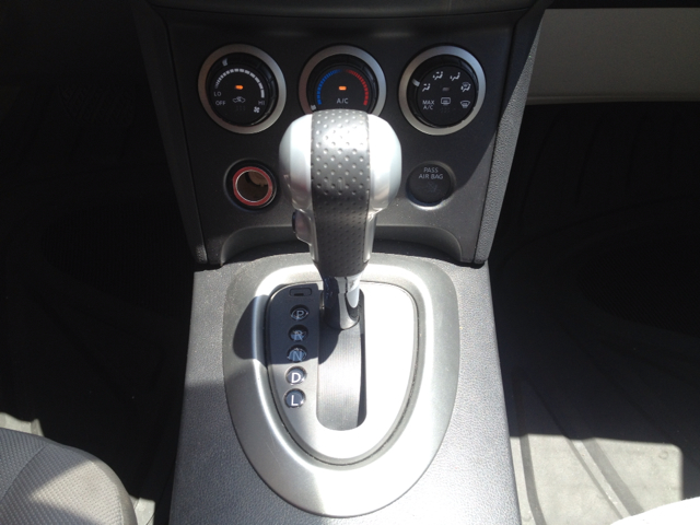 Nissan Rogue 2011 photo 7