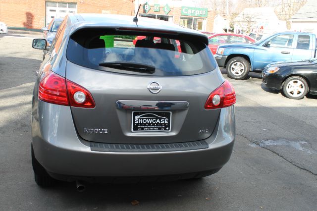 Nissan Rogue 2011 photo 3
