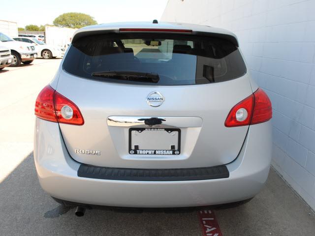 Nissan Rogue 2011 photo 4