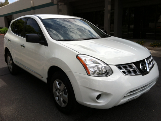 Nissan Rogue 2011 photo 1