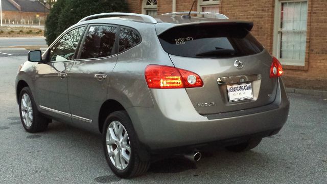 Nissan Rogue 2011 photo 4