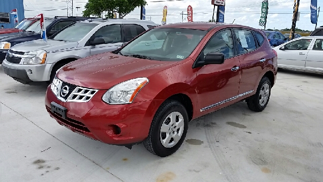 Nissan Rogue 2011 photo 2