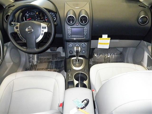 Nissan Rogue 2013 photo 3