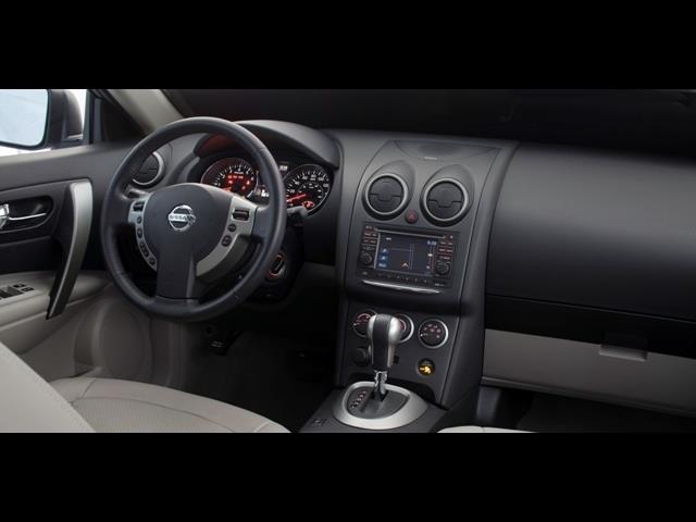 Nissan Rogue SSL SUV