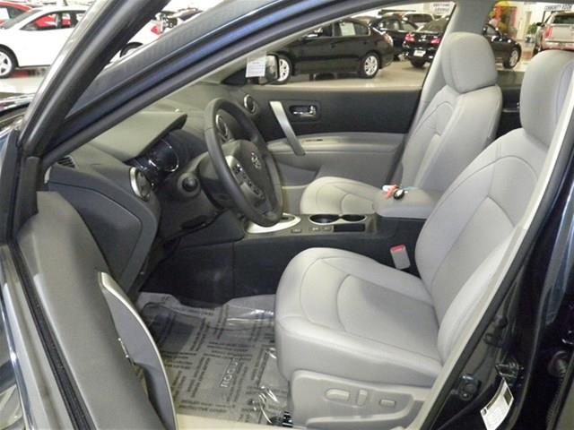 Nissan Rogue 2013 photo 1