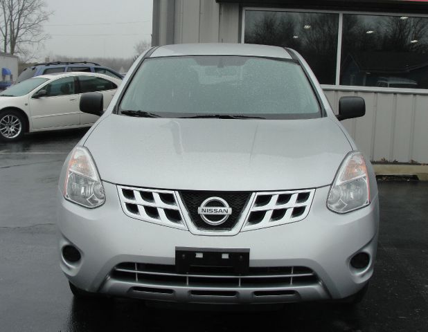 Nissan Rogue Touring / AWD SUV