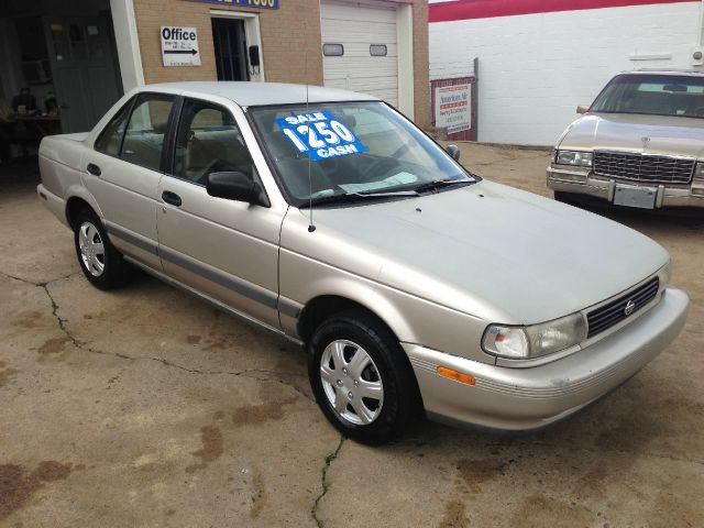Nissan Sentra 1993 photo 3