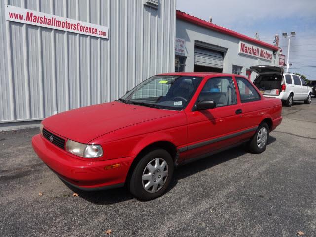 Nissan Sentra 1993 photo 3