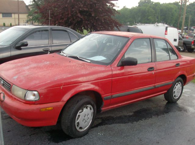 Nissan Sentra 1994 photo 4