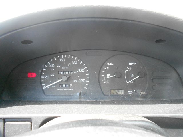 Nissan Sentra 1994 photo 10