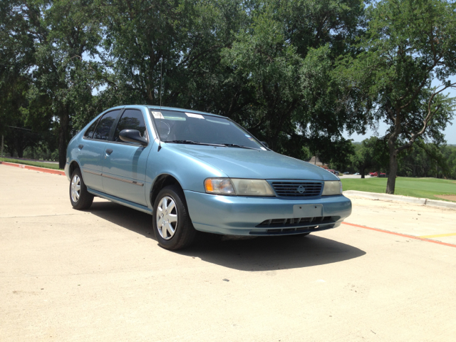 Nissan Sentra 1995 photo 1