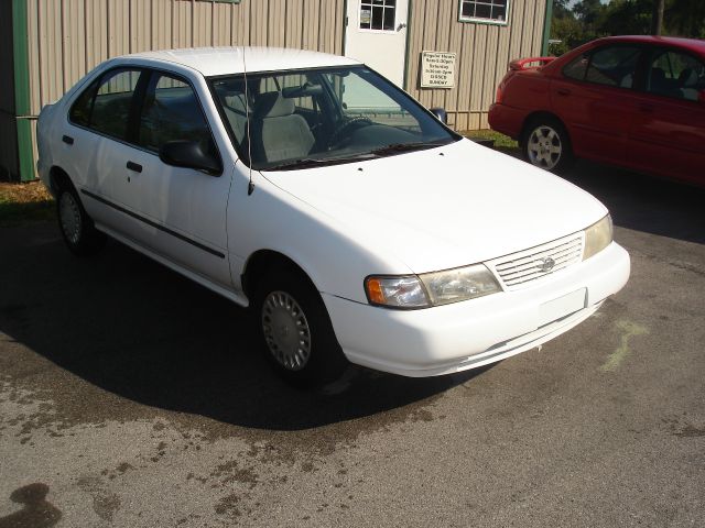 Nissan Sentra 1995 photo 2