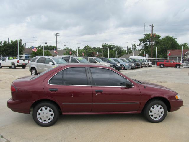 Nissan Sentra 1996 photo 12