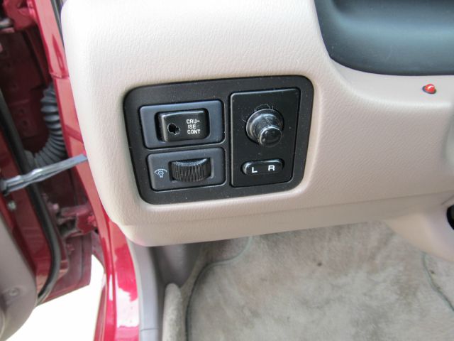 Nissan Sentra 1996 photo 13