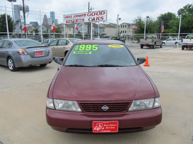 Nissan Sentra 1996 photo 2