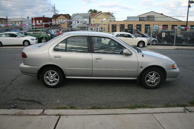 Nissan Sentra 1999 photo 4