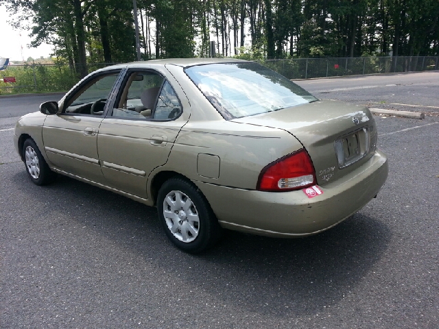 Nissan Sentra 2000 photo 3