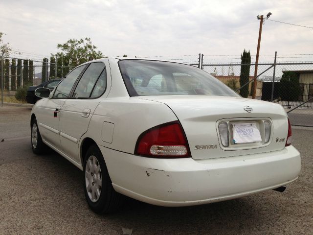 Nissan Sentra 2000 photo 3