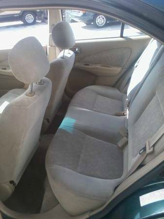 Nissan Sentra 2000 photo 2