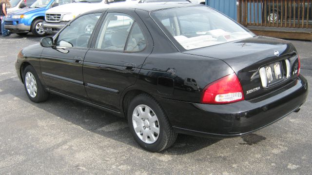 Nissan Sentra 2000 photo 2