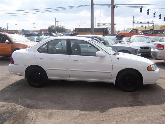 Nissan Sentra 2001 photo 4