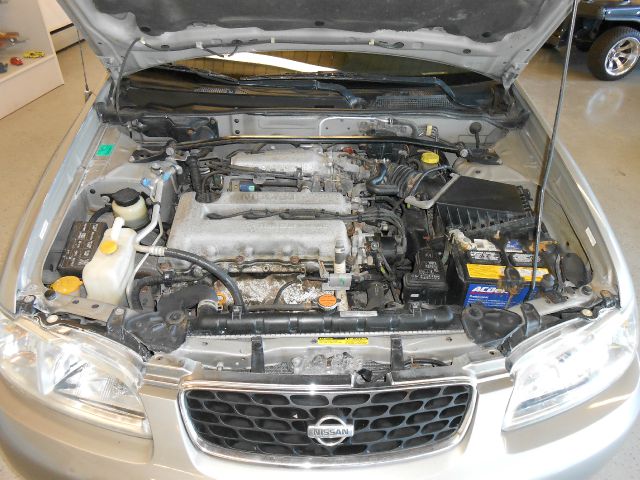 Nissan Sentra 2001 photo 16
